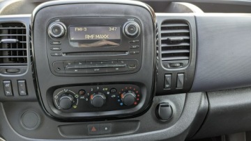 Opel Vivaro B Kombi Extra Long H1 2,9t 1.6 BiTurbo 125KM 2017 Opel Vivaro 1.6D 125PS Bezwypadkowy 8-Osobowy, zdjęcie 25