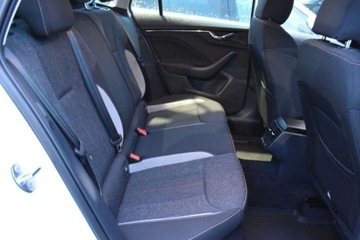 Skoda Kamiq Crossover 1.0 TSI 110KM 2021 Skoda Kamiq SalonPL Style 110KM Kessy Kamera Smartlink FULL LED Kamera ACC, zdjęcie 30