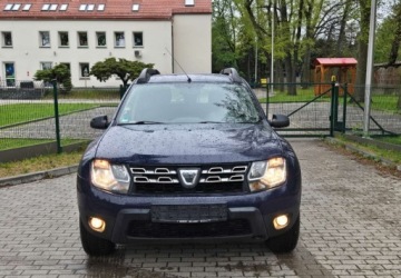 Dacia Duster I SUV Facelifting 1.2 TCe 125KM 2015 Dacia Duster Dacia Duster benzyna Nawigacja Klimatyzacja Tempomat 1.2