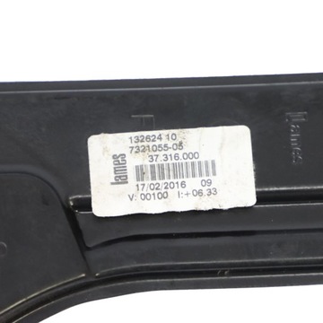 BMW F46 VZPĚRA/TLAKOVAČ ZVEDÁK OKNO LEVÝ ZADNÍ 7490195