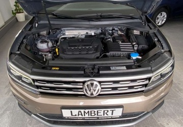 Volkswagen Tiguan II SUV 2.0 TSI 180KM 2018 Volkswagen Tiguan 4x4 Automat Panprama Dach Gwarancja Bezwypadkowy 2.0, zdjęcie 25