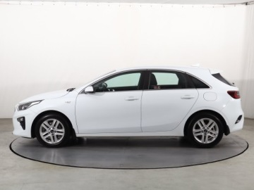 Kia Ceed III Hatchback 1.5 T-GDI 160KM 2021 Kia Ceed 1.5 T-GDI, Salon Polska, Serwis ASO, zdjęcie 2