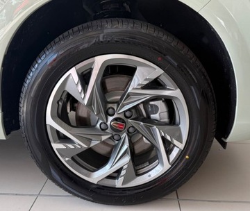 Hongqi HS3 1.5T 169KM 2025 Hongqi HS3 1.5T FWD 156KM Leasing od 101 ubezpieczenie za 1 zl 1.5 169KM, zdjęcie 5