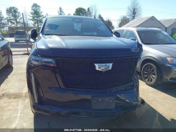 Cadillac Escalade III 2022 Cadillac Escalade Sport Platinum ESV 2022 6.2l 6.2 Benzyna 420KM, zdjęcie 5