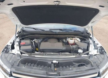 Chevrolet Suburban GMT900 2023 Chevrolet Suburban 2023, 6.2L, 4x4, HIGH COUNTRY, po gradobiciu 6.2 Benzyna, zdjęcie 13