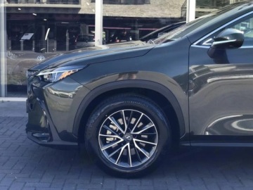 Lexus NX II SUV Facelifting 2.5 350h 200KM 2025 Od ręki - 350h Prestige 2.5 Hybrid 200KM | Podgrzewane fotele!, zdjęcie 11