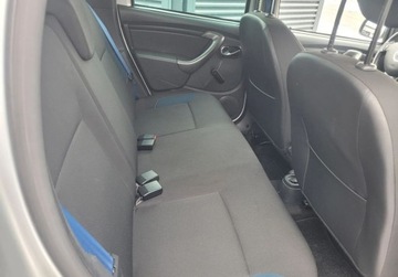 Dacia Duster I SUV Facelifting 1.6 SCe 114KM 2015 Dacia Duster 1.6 benzynaPrzeglad, ubezpieczeniedo listopada Model 2016., zdjęcie 10