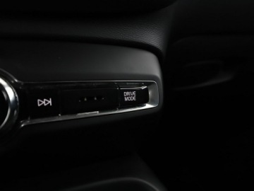 Volvo XC40 Crossover 1.5 T3 163KM 2020 Volvo XC 40 FV23% Inscription T3 automat skóra, zdjęcie 28