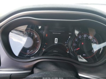 Dodge Challenger III 2022 Dodge Challenger Gt 2022 3.6 Benzyna 303KM, zdjęcie 10