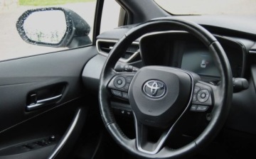 Toyota Corolla XII TS Kombi 1.2 Turbo D-4T 116KM 2019 Toyota Corolla GWARANCJA, 2019r, Niski przebieg, Dobre wyposazenie, Ladnie, zdjęcie 8