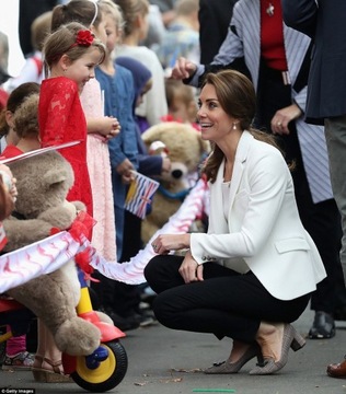 A807 ПАЛЬТО ZARA СТРУКТУРИРОВАННАЯ - L