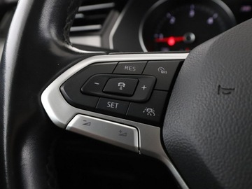 Volkswagen Passat B8 Variant 2.0 TDI BlueMotion SCR 150KM 2019 Volkswagen Passat navi czujniki parkowania, zdjęcie 30