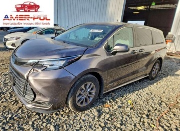 Toyota Sienna III 2021 Toyota Sienna Le 2021 2.5 Hybryda 245KM