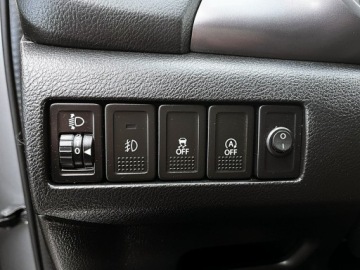 Suzuki Vitara III SUV Facelifting 1.4 BoosterJet 140KM 2019 Suzuki Vitara LED+NAVI GWAR. I-wł Kraj bezwypad, zdjęcie 17