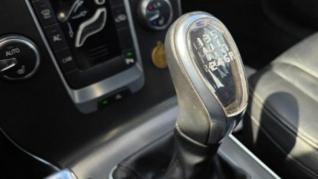 Volvo V40 II Hatchback 2.0 D3 150KM 2012 Volvo V40 zarejestrowane, zdjęcie 14