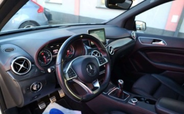 Mercedes Klasa B W246 Sports Tourer Facelifting 1.6 200 156KM 2016 Mercedes-Benz Klasa B Mercedes-Benz Klasa B 200 UrbanStyle Edition 1.6, zdjęcie 7