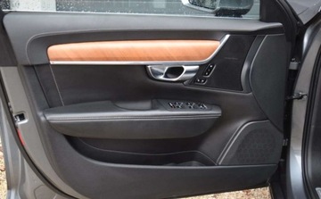 Volvo V90 II Kombi 2.0 D4 190KM 2020 Volvo V90 2.0 D4 190 PS Geartronic Inscription Panorama Head-up Ledy 2.0, zdjęcie 15