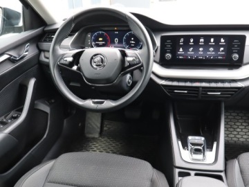 Skoda Octavia III Kombi Facelifting 2.0 TDI 150KM 2020 Skoda Octavia 2.0 TDI, Salon Polska, zdjęcie 6