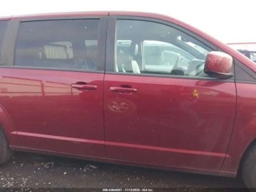 Dodge Caravan V Grand Caravan Facelifting 3.6 VVT 283KM 2020 Dodge Grand Caravan 3.6 V6 benzyna 283KM wersja GT, od ubezpieczyciela 3.6, zdjęcie 8