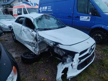 Mercedes Klasa A W177/V177 Hatchback 1.3 200 163KM 2022 Mercedes-Benz Klasa A Mercedes-Benz Klasa A200 Progressive 7G-DCT 1.3 163KM, zdjęcie 2