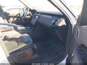 Land Rover Discovery V Terenowy 3.0 Si6 340KM 2020 Land Rover Discovery 2020r., SE, od ubezpieczalni 3.0 Benzyna 340KM, zdjęcie 8