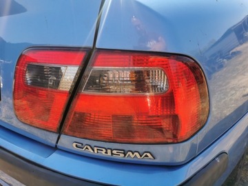 MITSUBISHI CARISMA 99-04 FACELIFT SEDAN SVĚTLO PRAVÁ ZADNÍ PRAVÝ W BLATNÍK