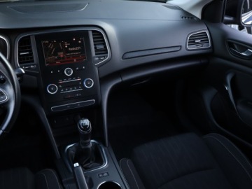Renault Megane IV 2018 Renault Megane 1.2 TCe, Salon Polska, zdjęcie 7