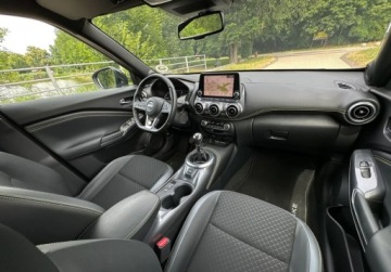 Nissan Juke II Crossover 1.0 DIG-T 114KM 2022 Nissan Juke 1.0 benzyna, KIIRO, JAK NOWY Niski Przebieg Benzyna 114KM, zdjęcie 10