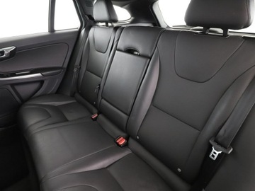 Volvo V60 I Kombi Facelifting 2.0 D3 DRIVE-E 150KM 2016 Volvo V60 FV23% automat skóra navi klima auto, zdjęcie 16