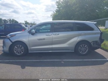 Toyota Sienna III 2023 Toyota Sienna 2023r., 2.5L 2.5 Benzyna 189KM, zdjęcie 5