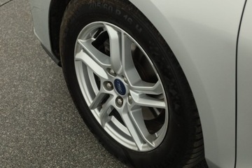 Ford Focus III Hatchback 5d facelifting 1.5 TDCi 120KM 2018 Ford Focus 1.5 EcoBlue, Salon Polska, Serwis ASO, zdjęcie 17