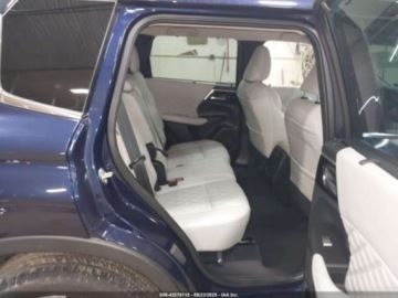 Mitsubishi Outlander III 2023 Mitsubishi Outlander SEL S-AWC 2023 2.5l 2.5 Benzyna 181KM, zdjęcie 12