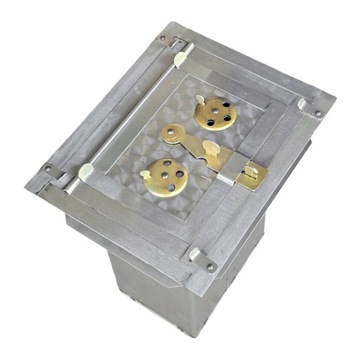 Духовка из черной стали с фланцем для кухни, облицованной кафелем Bradura + растопка