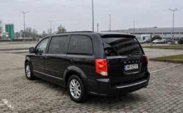 Dodge Caravan V Grand Caravan Facelifting 3.6 VVT 283KM 2014 Dodge Grand Caravan 3,6 (283KM) LPG Automat Lift 2014 r. 3.6 BenzynaLPG, zdjęcie 2