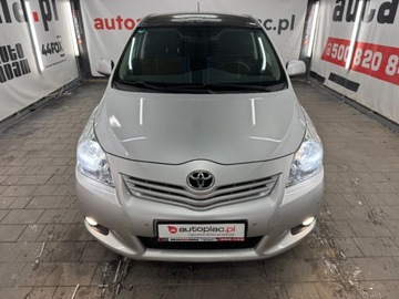 Toyota Verso Minivan 1.8 Valvematic 147KM 2010 Toyota Verso duze rodzinne 7osobowe przestronne auto w benzynie i automac, zdjęcie 2