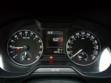 Skoda Octavia III Kombi 1.6 TDI CR DPF 105KM 2015 Škoda Octavia Skoda Octavia 1.6tdi ASO, zdjęcie 17
