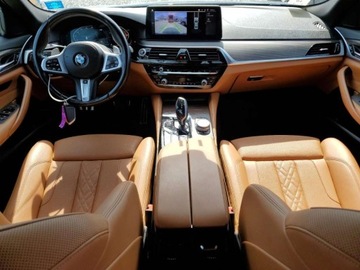 BMW Seria 5 G30-G31 2022 BMW Seria 5 540xi 2022 3.0l 3.0 Benzyna 335KM, zdjęcie 8