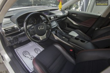 Lexus IS III Sedan Facelifting 200t 245KM 2018 Lexus IS Ledy / Kamera / Skóry / Perła /, zdjęcie 22