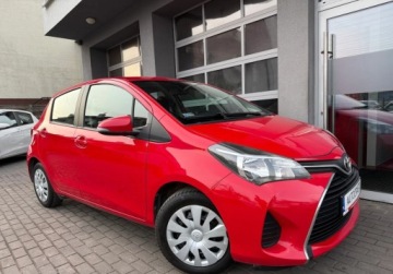 Toyota Yaris III Hatchback 5d Facelifting 1.0 VVT-i 69KM 2016 Toyota Yaris Salon Polska, Serwis ASO, Czujniki park. 1 rej IV 2017r. Gwar