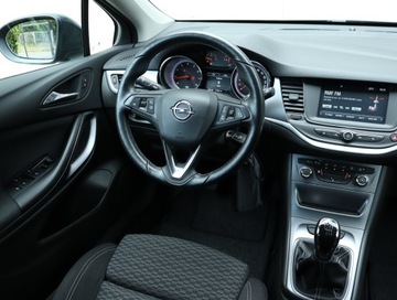 Opel Astra K Hatchback 5d 1.4 Turbo 125KM 2015 Opel Astra 1.4 T, Klima, Tempomat, Parktronic, zdjęcie 6