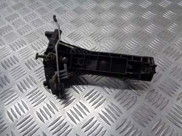 KLIKA LEVÝ PŘEDNÍ VNĚJŠÍ MERCEDES W168