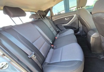 Hyundai i30 II Wagon 1.6 GDI 135KM 2015 Hyundai i30 1.6benz 135KM 6b LED KameraPDC Navi Panorama Temp Oplaty Gwara, zdjęcie 10