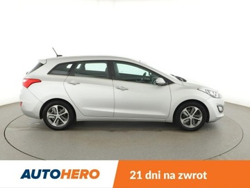 Hyundai i30 II Wagon Facelifting 1.6 CRDi 136KM 2016 Hyundai i30 navi klima auto kamera i czujniki, zdjęcie 8