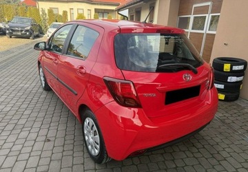 Toyota Yaris III Hatchback 5d Facelifting 1.33 Dual VVT-i 99KM 2015 Toyota Yaris 1,3 99KM Klimatyzacja 1.3 Benzyna 99KM, zdjęcie 8