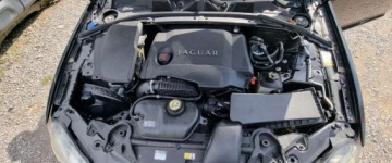 Jaguar XF I 2011 Jaguar XF 2011r, 2.7 Diesel. Lekko uszkodzony tyl. Jezdzi. 2.7 Diesel, zdjęcie 4