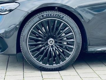 Mercedes Klasa E W214 Sedan 3.0 450d 367KM 2026 E Klasa 450 d 4-Matic AMG 3.0 (367KM) 2026, zdjęcie 18