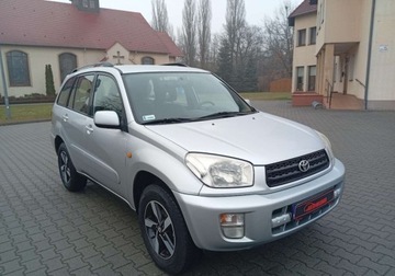 Toyota RAV4 II 1.8 VVTi 125KM 2002 Toyota RAV4 Zarejestrowany - ubezpieczony - 1,8 - 125 KM 1.8 Benzyna 125KM