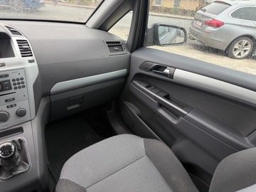 Opel Zafira B 1.6 Twinport ecoFLEX 115KM 2009 OPEL ZAFIRA 2009 1.6 7-osobowy stan bdb, zdjęcie 23