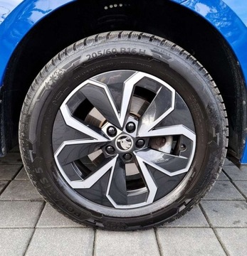 Skoda Kamiq Crossover 1.0 TSI 95KM 2022 Skoda Kamiq 1.0 TSI Ambition 1WL. ASO Benzyna 95KM, zdjęcie 22