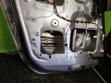 DVEŘE LEVÉ ZADNÍ MAZDA RX-8 RX8 2005R